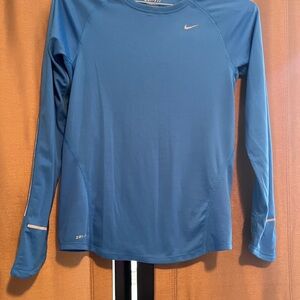 Nike Women's Long Sleeve Top in Blue